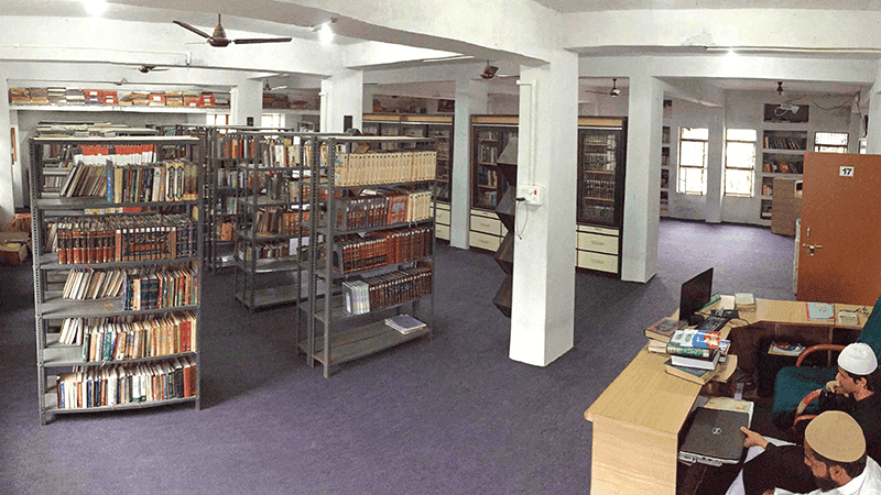 Jamia Arifia Library